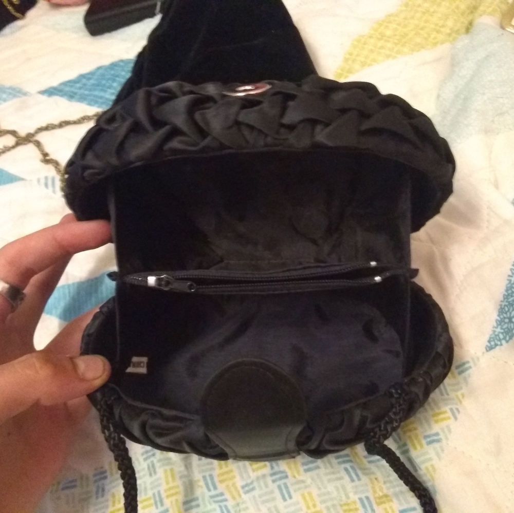 Lady's Clip On Bag